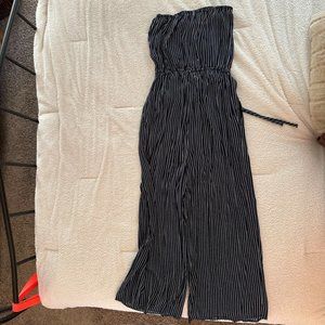 Abercrombie & Fitch Navy/White striped jumpsuit